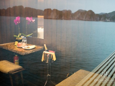 du-thuyen-orchid-Family-suite-with-balcony-cabin-(5)
